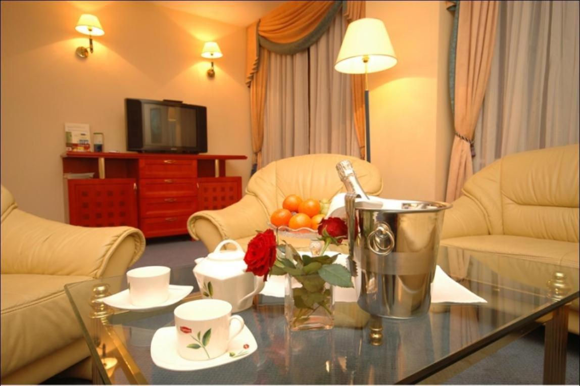 Hotel Kongresowy Kielce Luaran gambar